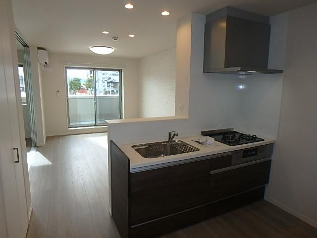 �y�L�b�`���z�@