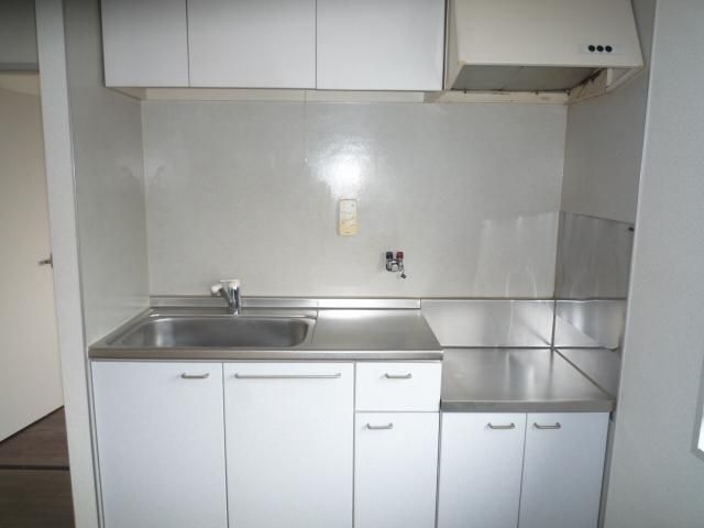 �y�L�b�`���z�@