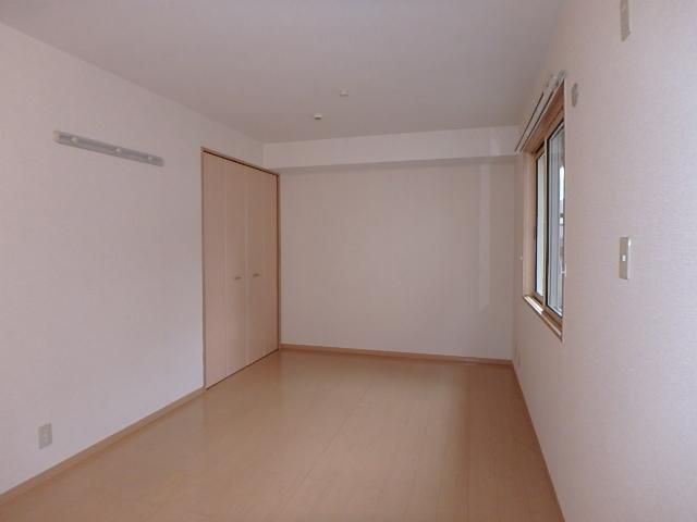 �y�Q���z�@