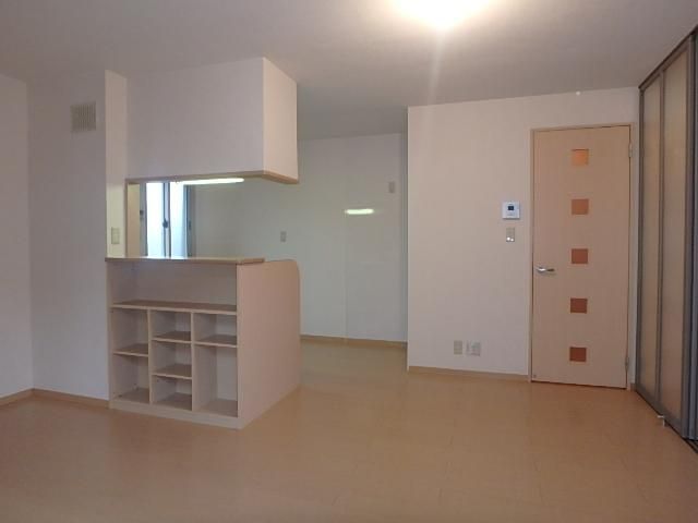 �y�����E���r���O�z�@