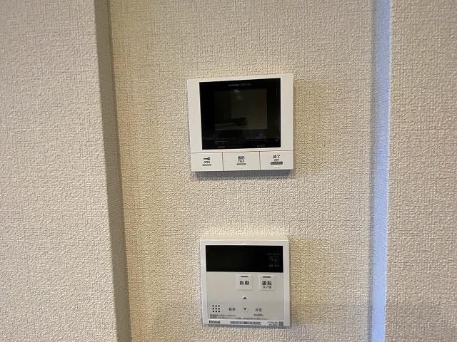 �y���̑��ݔ��z�@