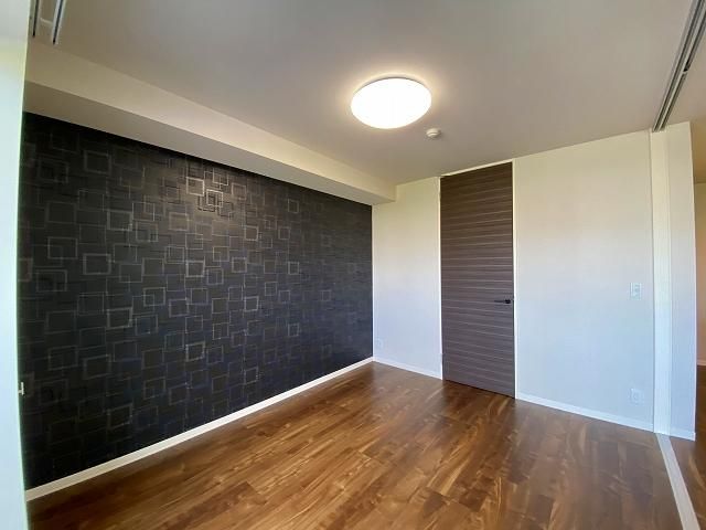 �y�Q���z�@