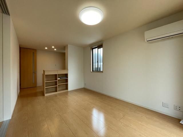 �y���̑������E�X�y�[�X�z�@