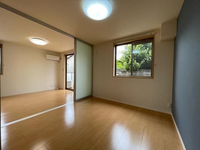 �y�Q���z�@