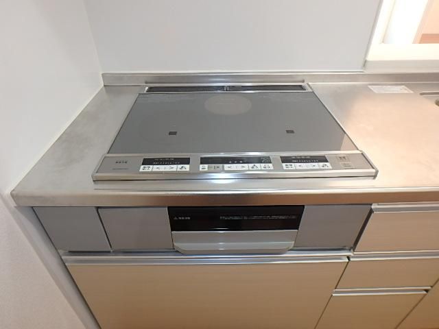 �y�L�b�`���z�@