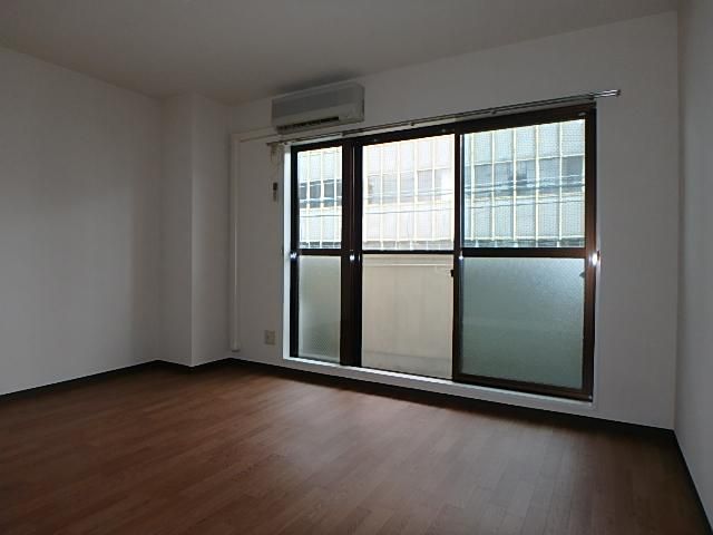 �y���̑������E�X�y�[�X�z�@