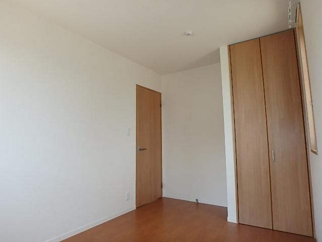 �y�����E���r���O�z�@