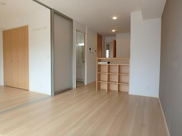 �y���ԁE���r���O�z�@