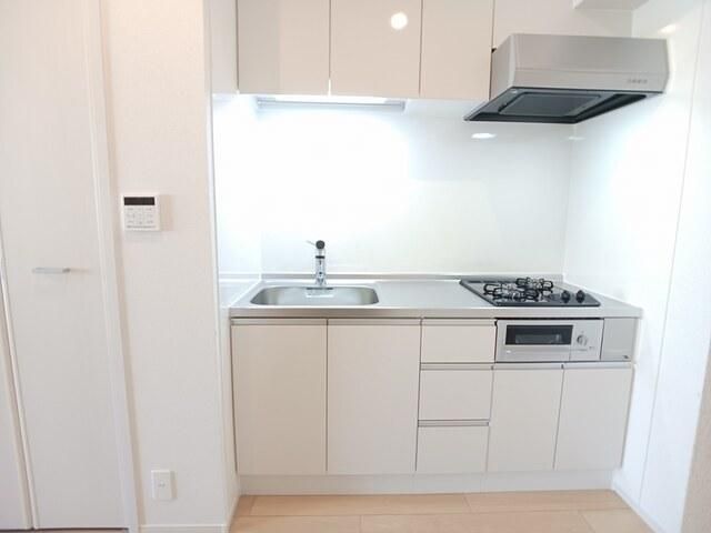 �y�L�b�`���z�@