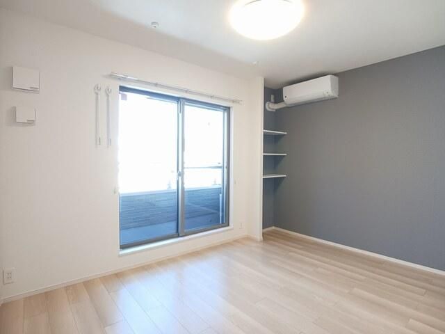 �y���ԁE���r���O�z�@