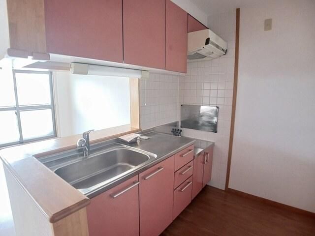 �y�L�b�`���z�@