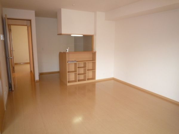 �y���ԁE���r���O�z�@