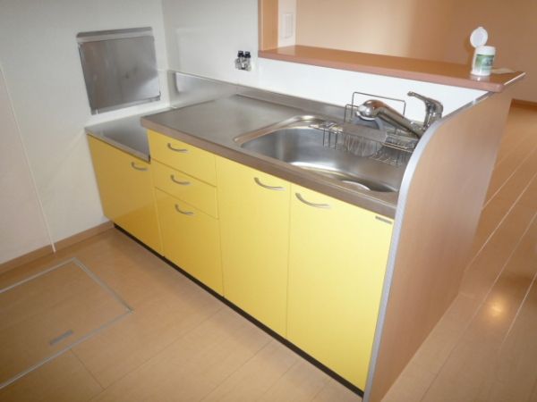 �y�L�b�`���z�@