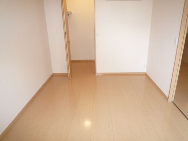 �y���̑������E�X�y�[�X�z�@