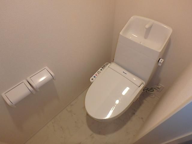 �y�g�C���z�@