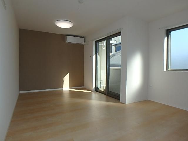 �y���̑������E�X�y�[�X�z�@