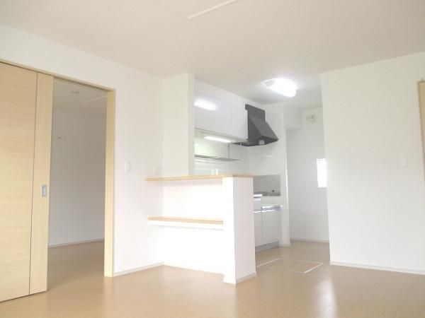 �y���ԁE���r���O�z�@