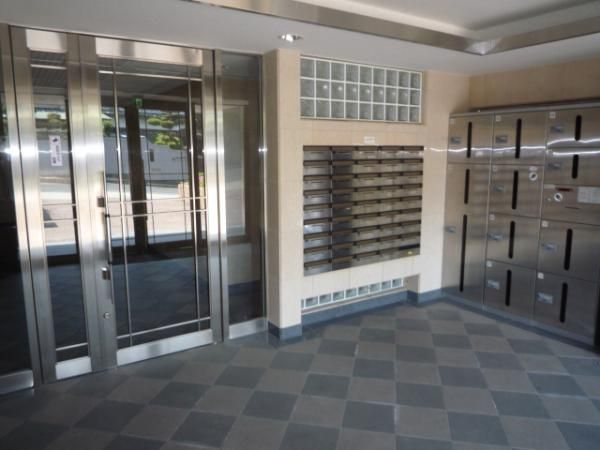 �y�G���g�����X�z�@