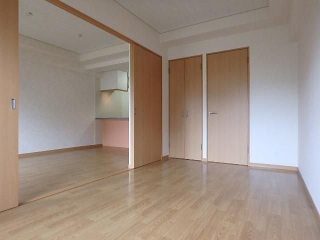 �y���̑������E�X�y�[�X�z�@