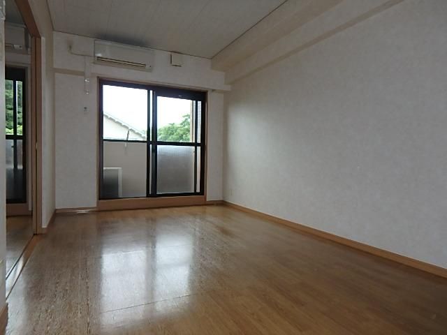 �y���̑������E�X�y�[�X�z�@