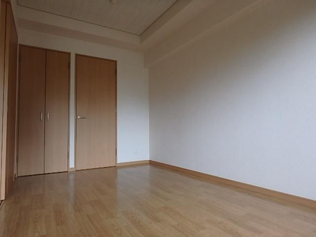 �y�Q���z�@