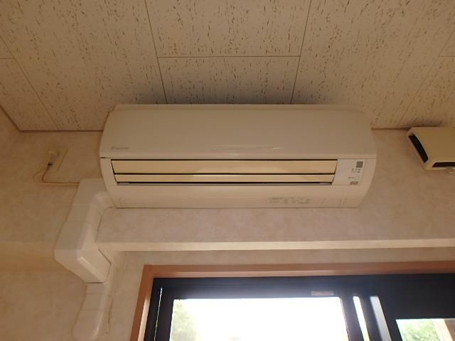 �y���̑��ݔ��z�@