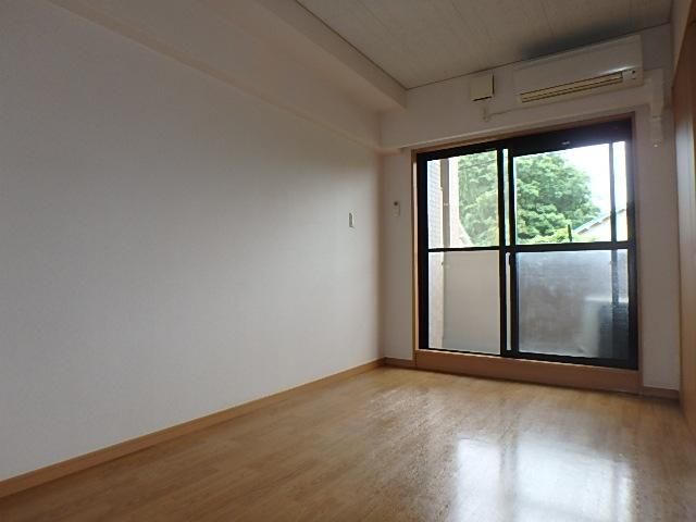 �y���̑������E�X�y�[�X�z�@