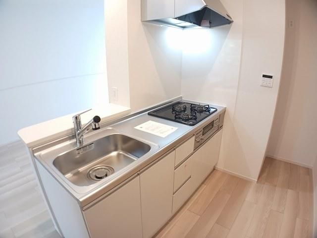 �y�L�b�`���z�@