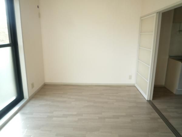 �y���̑������E�X�y�[�X�z�@