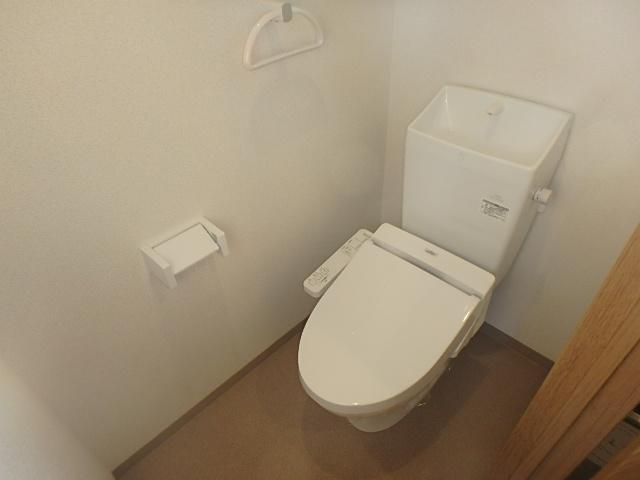 �y�g�C���z�@