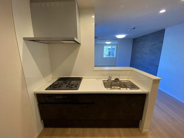 �y�L�b�`���z�@