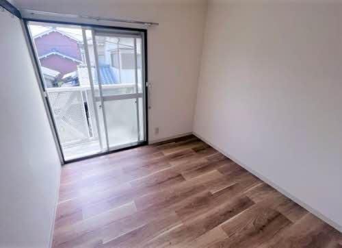 �y���̑������E�X�y�[�X�z�@