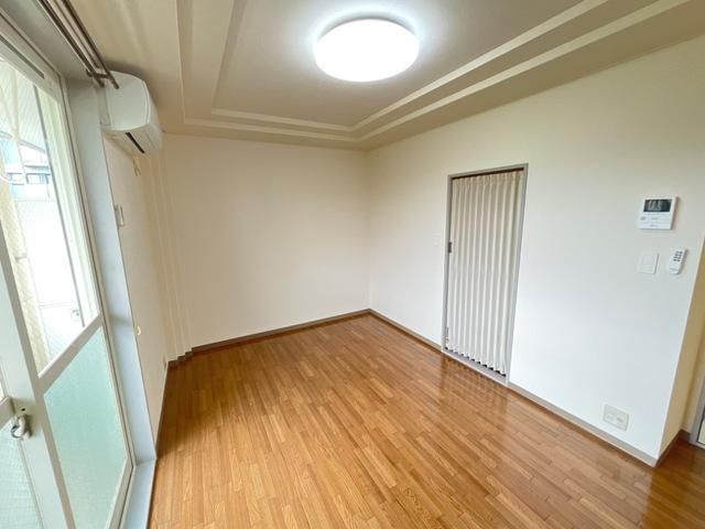 �y���̑������E�X�y�[�X�z�@