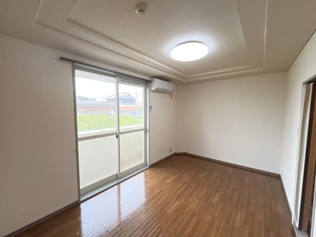 �y�Q���z�@