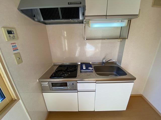 �y���̑������E�X�y�[�X�z�@