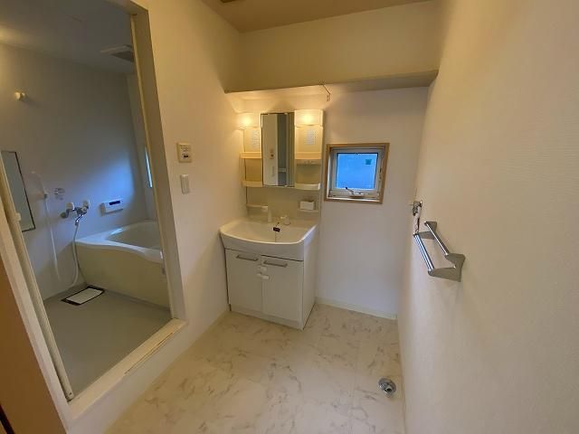 �y���ʏ��z�@