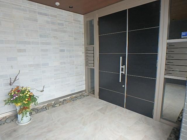 �y�G���g�����X�z�@