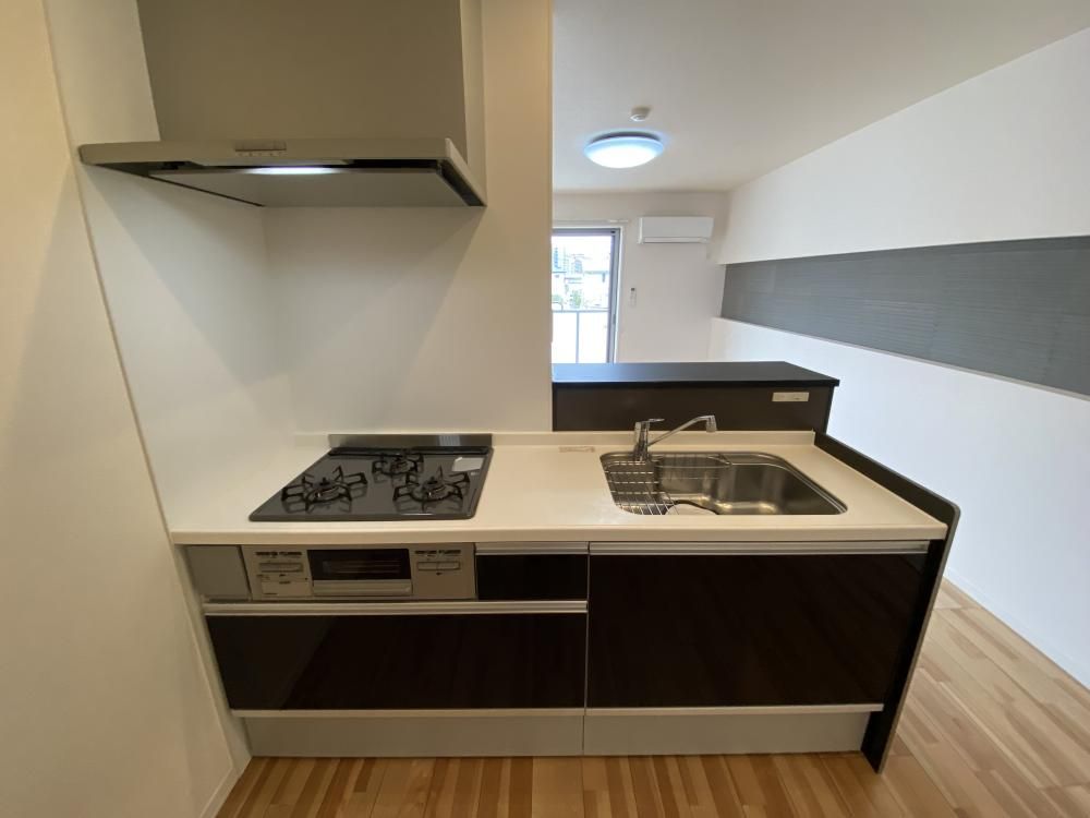 �y�L�b�`���z�@