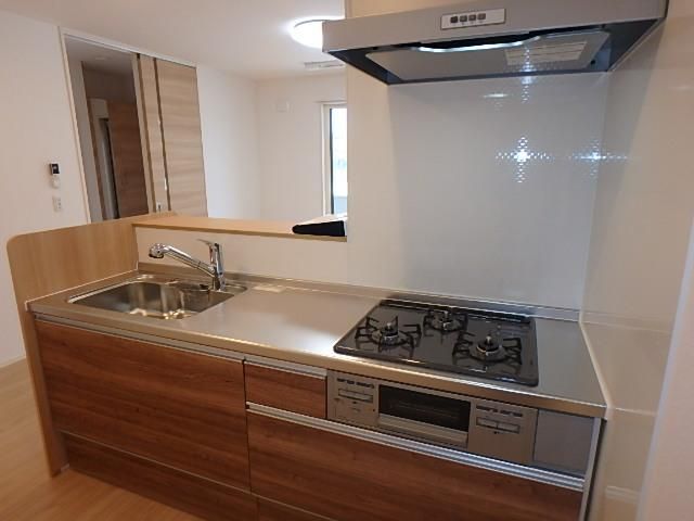 �y�L�b�`���z�@