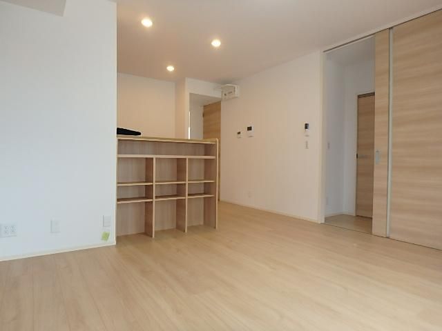 �y���ԁE���r���O�z�@