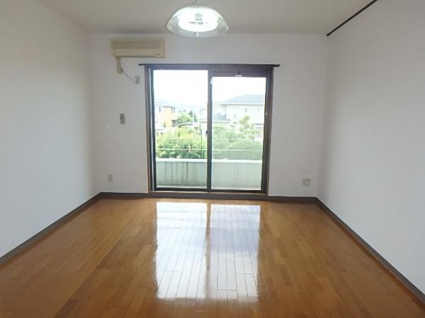 �y�Q���z�@