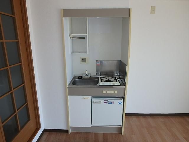 �y�L�b�`���z�@