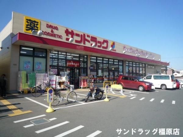 �y���Ӂz�@�T���h���b�O�����X�܂�216��