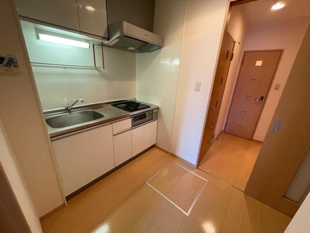 �y�L�b�`���z�@