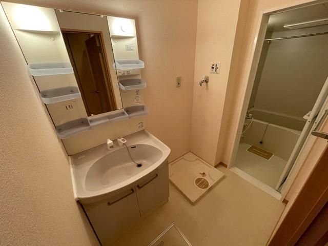 �y���ʏ��z�@