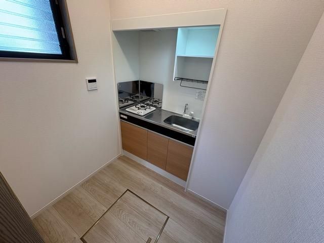 �y�L�b�`���z�@