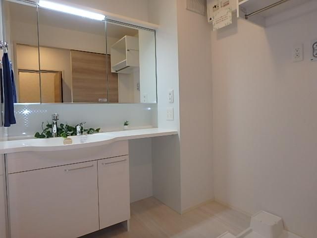 �y���ʏ��z�@