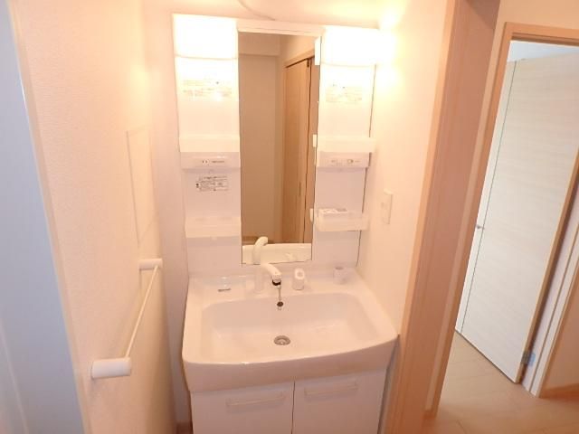 �y���ʏ��z�@