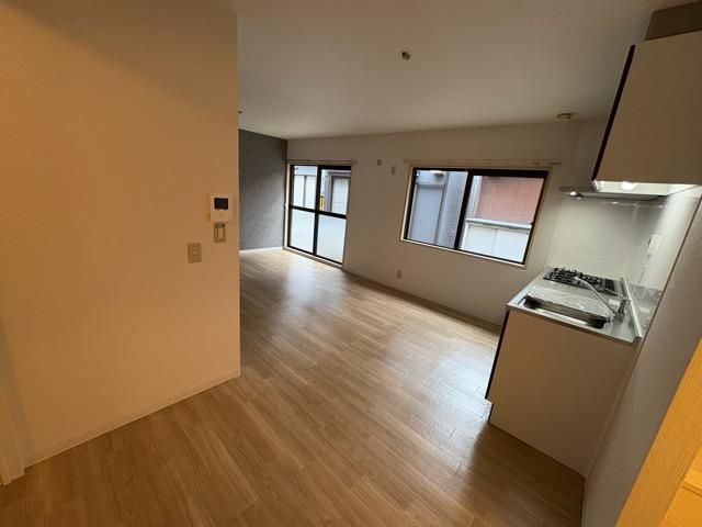 �y�L�b�`���z�@