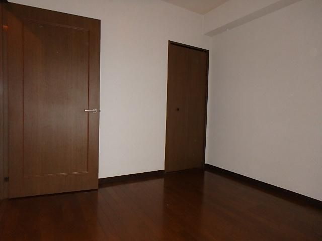 �y�q�������z�@